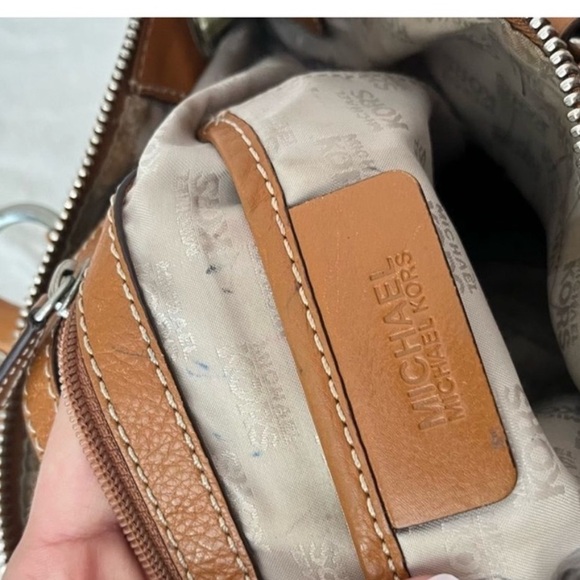 Michael Kors Brown Leather Shoulder Bag - Picture 5 of 7